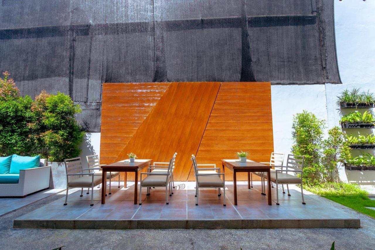 Lega Legi Town House Seminyak By The Lavana Exteriör bild